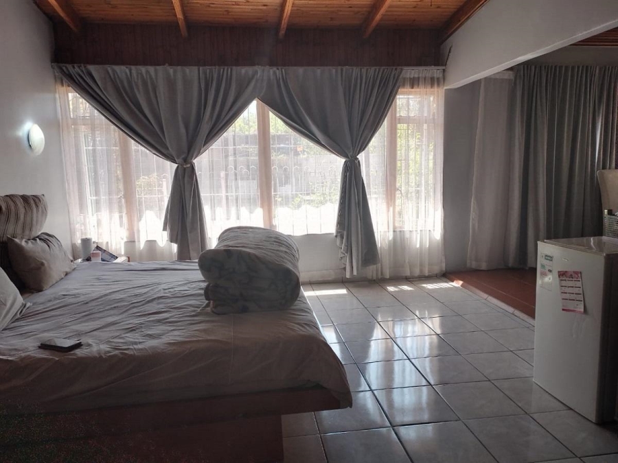 5 Bedroom Property for Sale in Sasolburg Free State